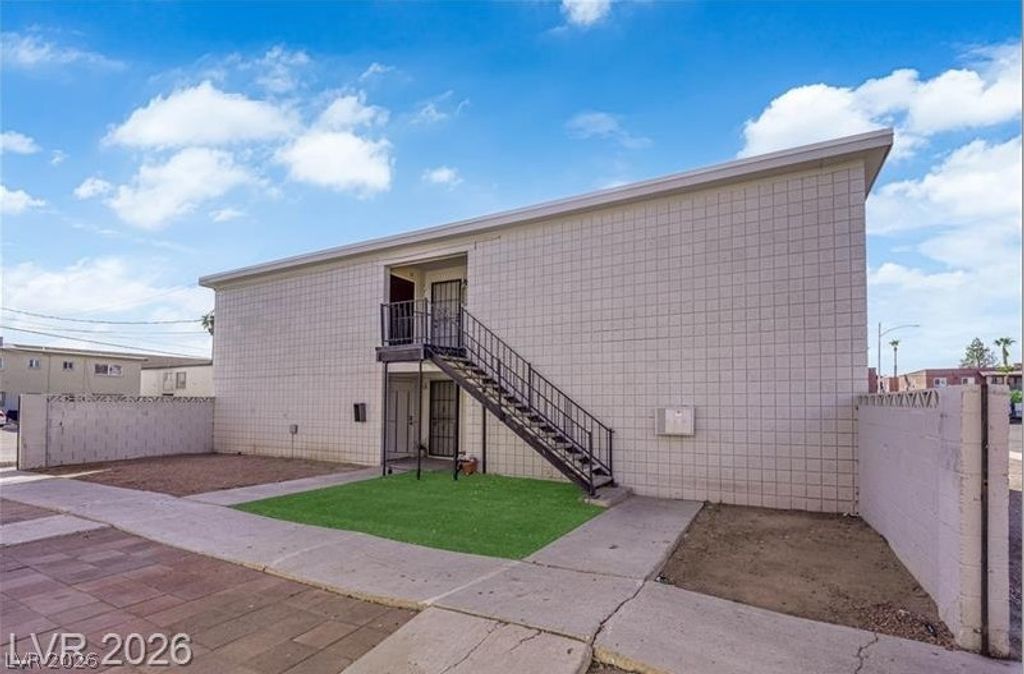 2908 Poplar Avenue 3, Las Vegas, NV 89101