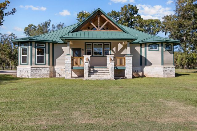 3998 County Road 612, Angleton, TX 77515