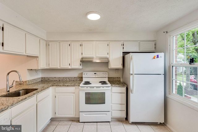 2841 SHEPPERTON TER, Silver Spring, MD 20904