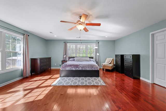 772 Salmon Branch Rd, Erin, TN 37061