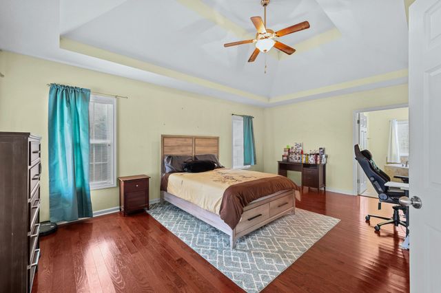 772 Salmon Branch Rd, Erin, TN 37061