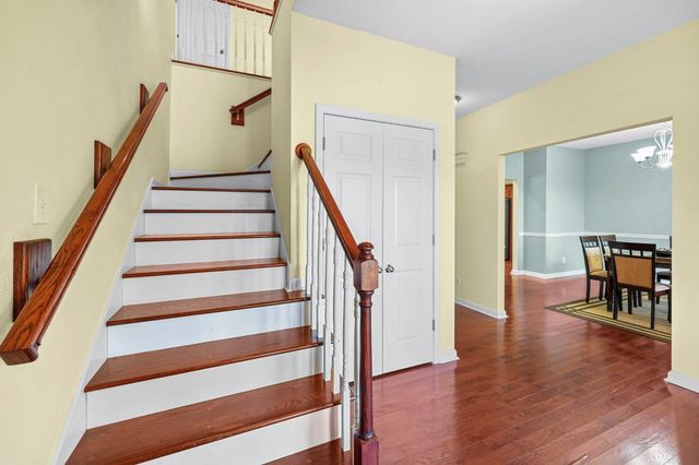 772 Salmon Branch Rd, Erin, TN 37061