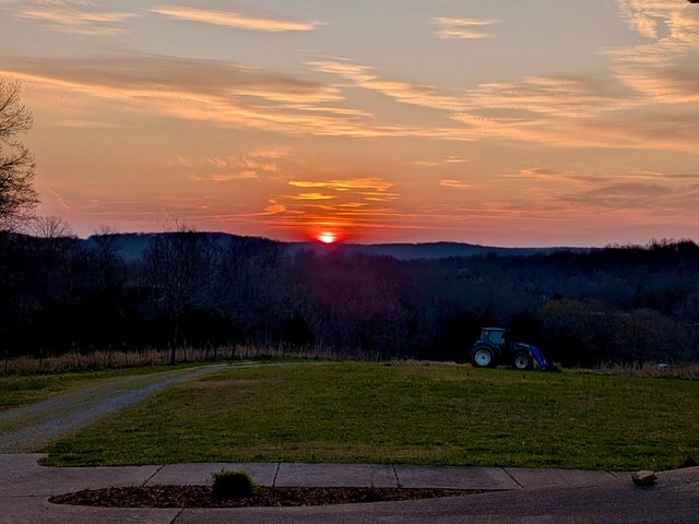 772 Salmon Branch Rd, Erin, TN 37061