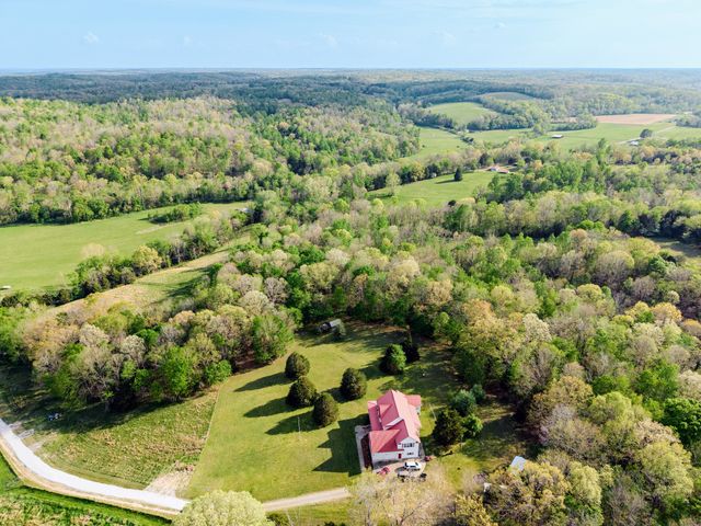 772 Salmon Branch Rd, Erin, TN 37061