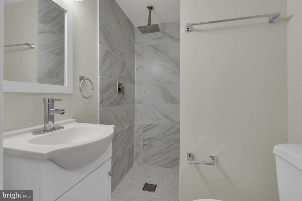 Image 16 of property listing at 1 BOHN COURT, Rosedale, MD 21237