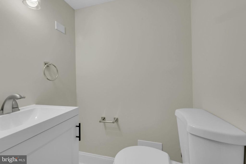 Image 28 of property listing at 1 BOHN COURT, Rosedale, MD 21237