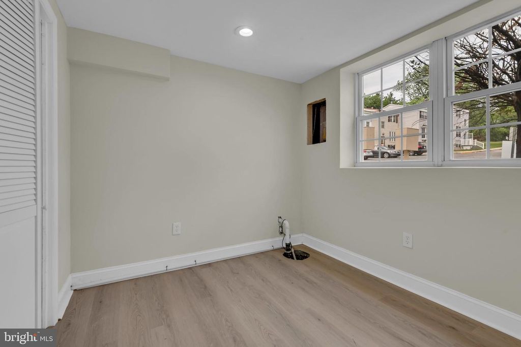 Image 29 of property listing at 1 BOHN COURT, Rosedale, MD 21237