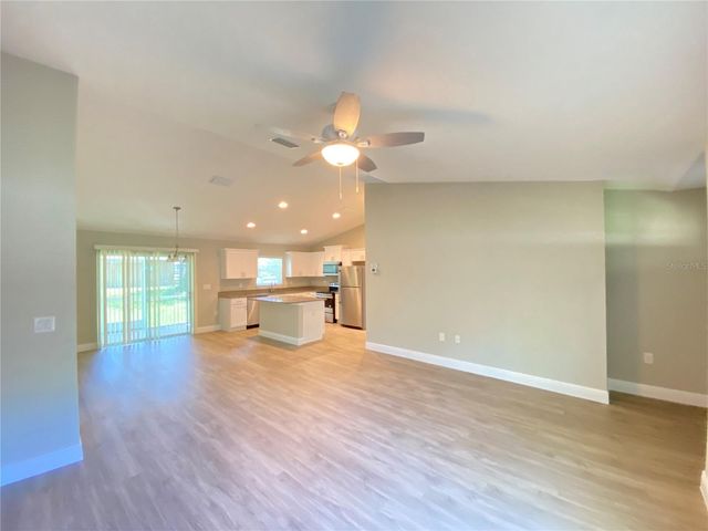12 OAK TRAIL, Ocala, FL 34472