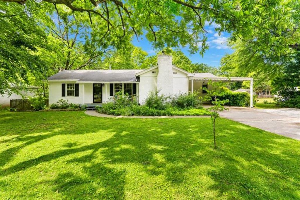 3972 N Peachtree, Atlanta, GA 30341