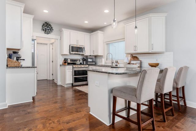 35 E Pawnee Drive, Powell, OH 43065