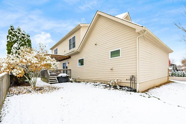 35 E Pawnee Drive, Powell, OH 43065