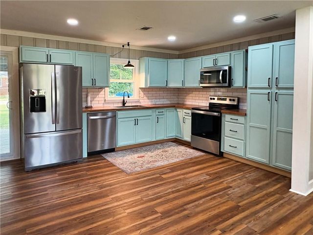 3 Davis Street, Cartersville, GA 30120