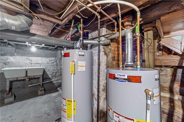 6700 Gertrude Avenue, Cleveland, OH 44105