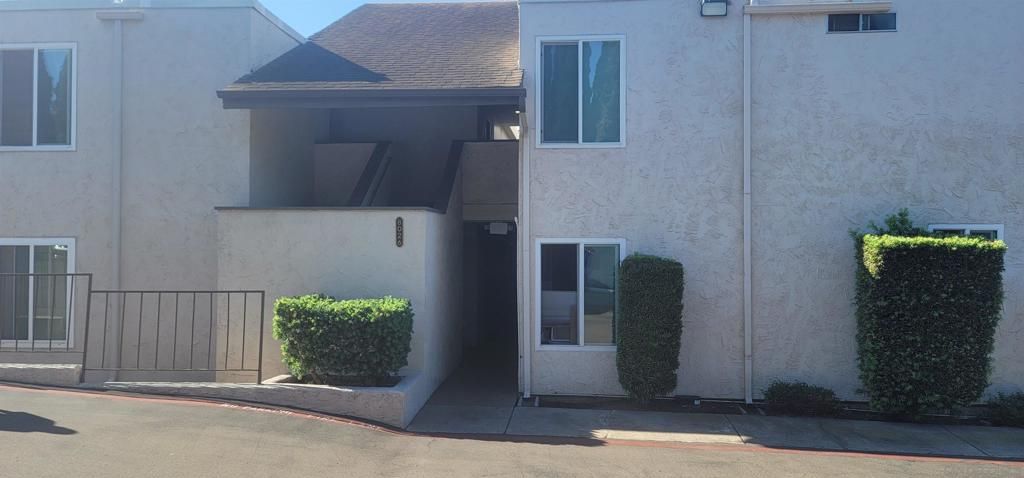 8026 Linda Vista 1C, San Diego, CA 92111 — exterior