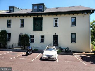 320 N MAIN ST #202, Sellersville, PA 18960