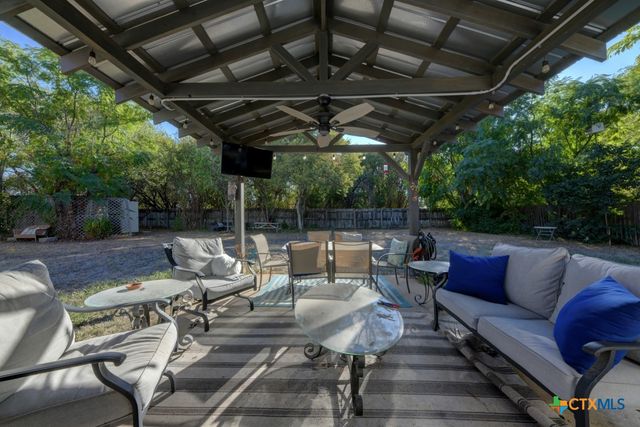 1229 Rapids Road, New Braunfels, TX 78130