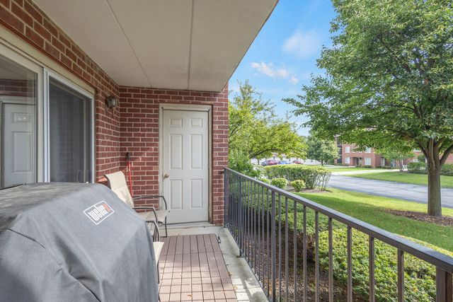 7025 Heritage Circle 1B, Orland Park, IL 60462