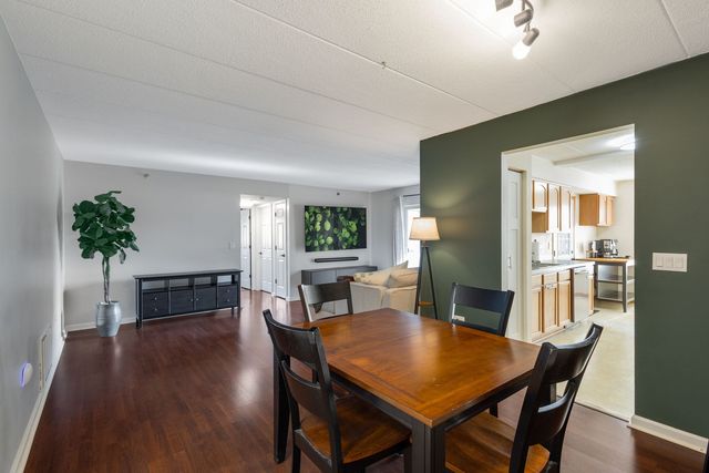 7025 Heritage Circle 1B, Orland Park, IL 60462