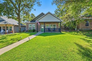 908 W Murray Street, Denison, TX 75020