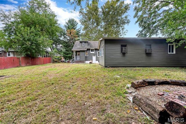9119 Shelley Avenue, Overland, MO 63114