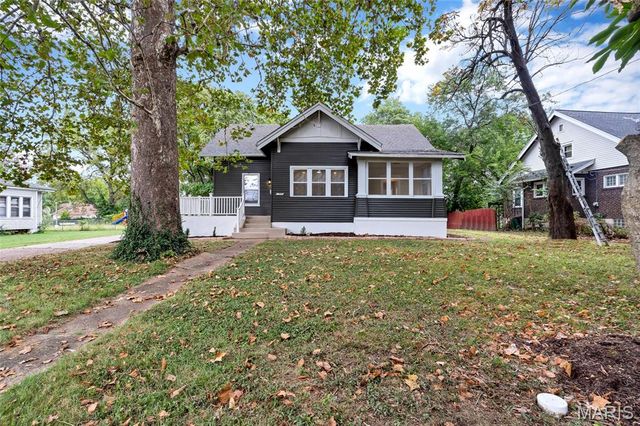 9119 Shelley Avenue, Overland, MO 63114