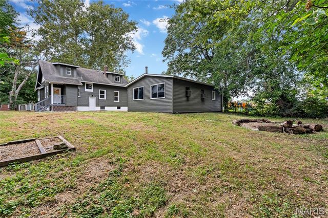 9119 Shelley Avenue, Overland, MO 63114