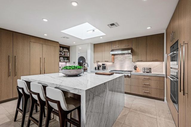 51 Mayfair Drive, Rancho Mirage, CA 92270