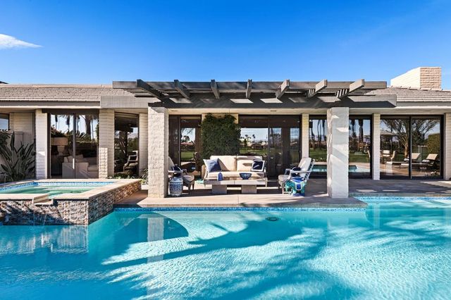 51 Mayfair Drive, Rancho Mirage, CA 92270