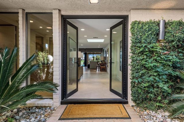 51 Mayfair Drive, Rancho Mirage, CA 92270