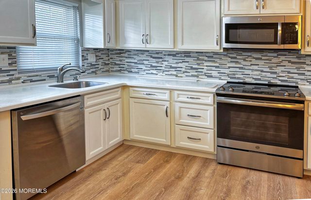 801D Balmoral Court, Lakewood, NJ 08701