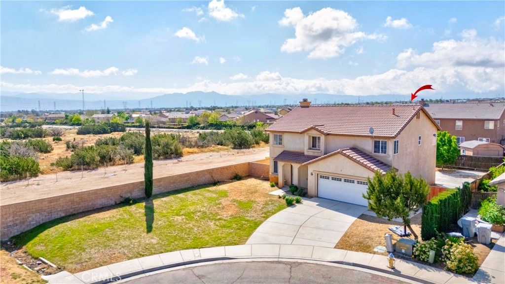 Image 2 of property listing at 13689 Buena Vista, Hesperia, CA 92344