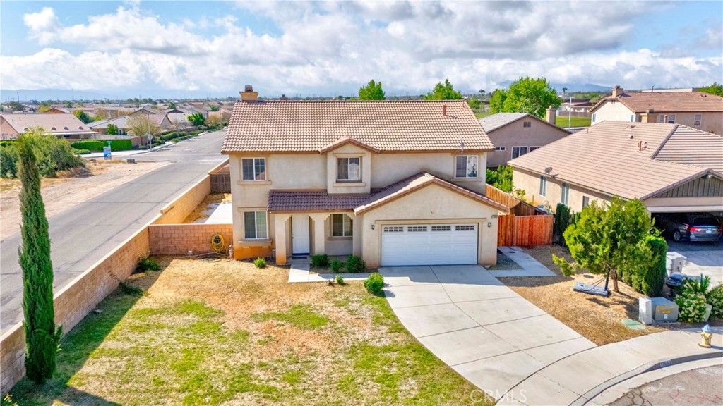 Image 3 of property listing at 13689 Buena Vista, Hesperia, CA 92344