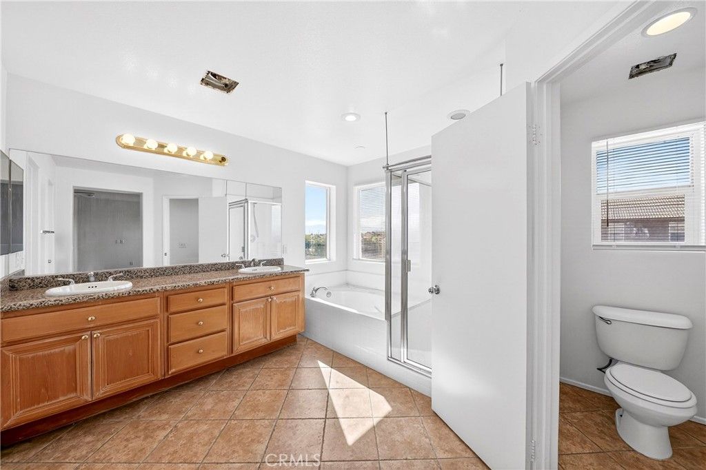 Image 37 of property listing at 13689 Buena Vista, Hesperia, CA 92344