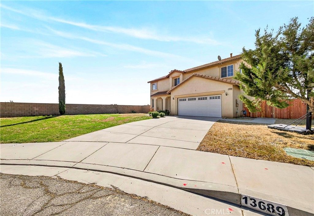 Image 56 of property listing at 13689 Buena Vista, Hesperia, CA 92344