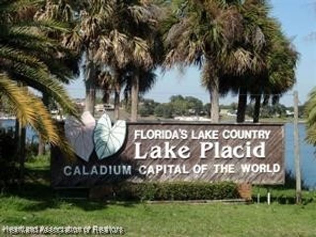 19 Armadillo Trail, Lake Placid, FL 33852