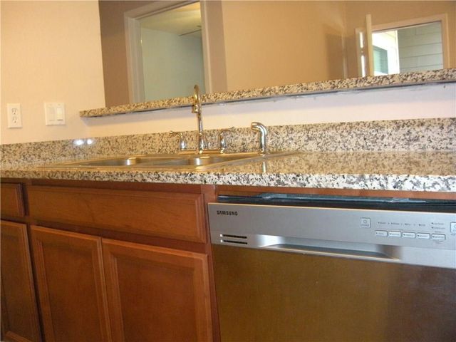 114 E 31st ST 210, Austin, TX 78705