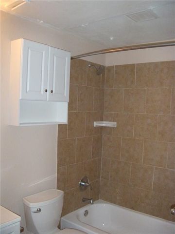 114 E 31st ST 210, Austin, TX 78705