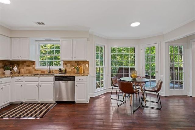 3752 Frederica Road NW, Berkeley Lake, GA 30096