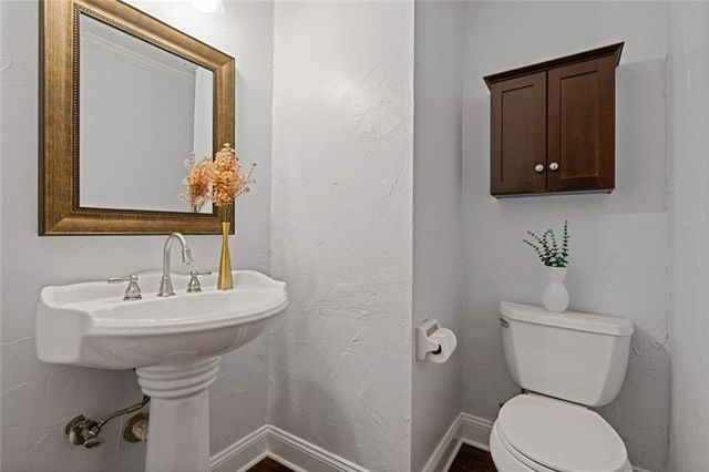3752 Frederica Road NW, Berkeley Lake, GA 30096