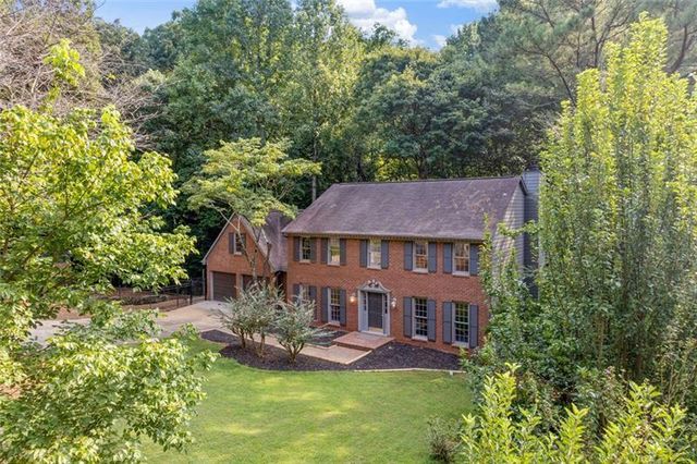 3752 Frederica Road NW, Berkeley Lake, GA 30096