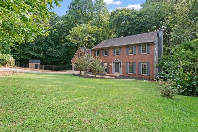 3752 Frederica Road NW, Berkeley Lake, GA 30096