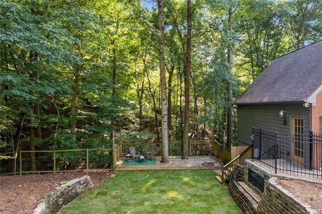3752 Frederica Road NW, Berkeley Lake, GA 30096