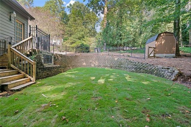 3752 Frederica Road NW, Berkeley Lake, GA 30096