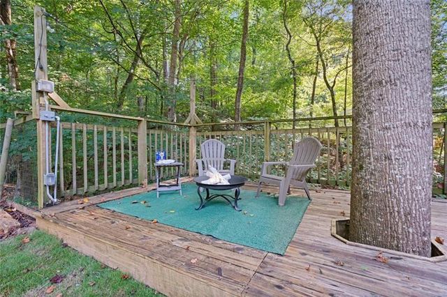 3752 Frederica Road NW, Berkeley Lake, GA 30096