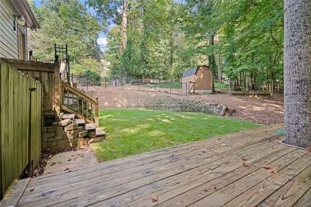 3752 Frederica Road NW, Berkeley Lake, GA 30096