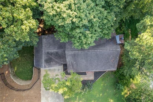 3752 Frederica Road NW, Berkeley Lake, GA 30096