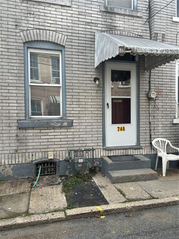 746 Laufer Street, Bethlehem City, PA 18015