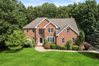 74 Grist Mill Rd, Littleton, MA 01460
