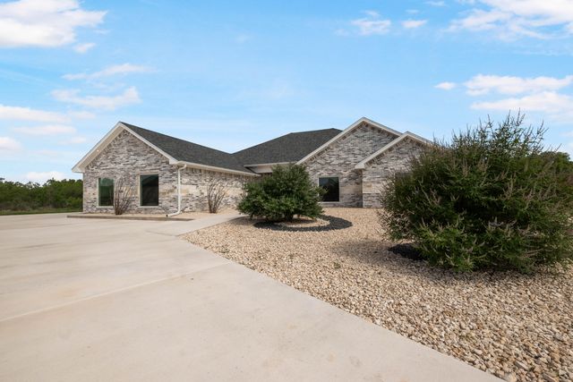 5202 Riviera Lane, San Angelo, TX 76904