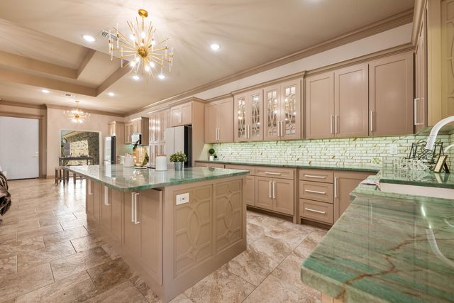 5202 Riviera Lane, San Angelo, TX 76904
